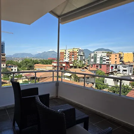 Sun Rays Apartment *