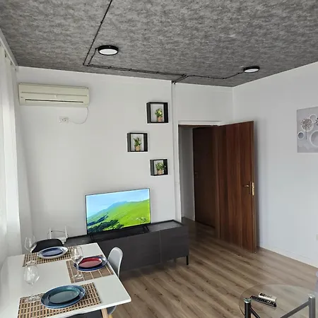 Sun Rays ティラナ